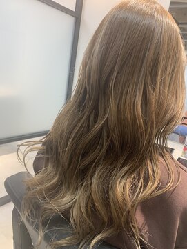 アールサロン オカザキ(Rr salon.OKAZAKI) ハイトーンカラー