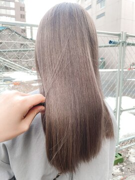 シカ(sica) ミルクティーベージュスタイル