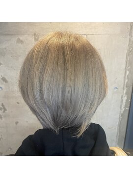 オルヘアサロン(Olu. hair salon) ホワイトカラー