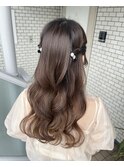 ハーフツイン ハーフアップ ツインアレンジ 巻き髪 参列ヘア