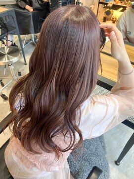 ピボット 北千住(PIVOT) 1ブリーチでできるラベンダーグレージュカラー