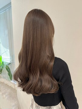 ユーフォリア 青山(Euphoria) 艶髪シアベージュ/透明感カラー/ロングヘア/*担当yuki