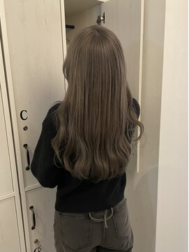 メルシー(merci.) グレージュカラー