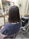 切りっぱなし風ボブ