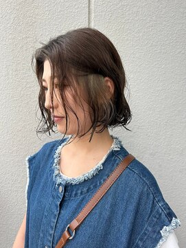 プシュケ(PSYCHE) 20代30代40代艶小顔ウェーブショートレイヤーボブルーツカラー