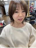 《三上 勇》顔まわりレイヤーの外ハネスタイル