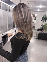 キング 高槻(K!ng)&nbsp;縮毛矯正髪質改善ハイライトレイヤーカット枚方美容室エクステ