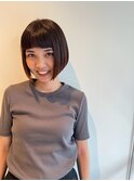酸性ストレートで自然なストレート/切りっぱなしボブで大人ヘア
