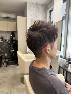 イーラ(E-LA) 刈り上げツーブロックショート