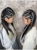ツインズ ハーフコーンロウ/ダンスヘア