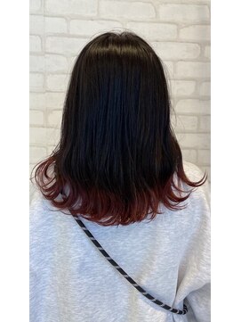 ビスイル 秋葉原店(Vis ill) ケアブリーチボルドー裾カラー韓国風切りっぱなしボブ