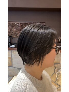 ヘアリゾート粋 ドゥオ 新宿南口店(dua) ショートボブ