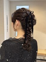 ユヌ(Une) 結婚式参列お呼ばれヘアセット/編みおろしヘア/ヘアセット