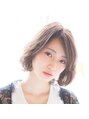 ピースオブヘアー(PEACE of hair) ベージュ系カラーとゆるふわパーマでイチオシのボブスタイル♪