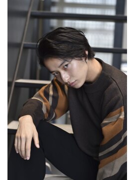 カリン(carin) carin/スリークショート/サイドグラデーション/七三オールバック