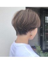 メゾン アヴァロ(Maison Avallo)&nbsp;お客様スナップ　 サマーショート／ ミルクベージュ