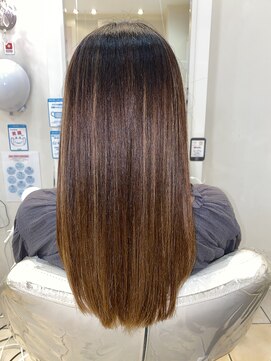 アッシュ 北上尾店(Ash) ハイライト縮毛矯正