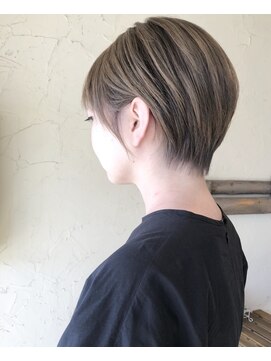 ニコ カシェート 狭山市東口店(nico-cachette) ショート×ヌーディーベージュ