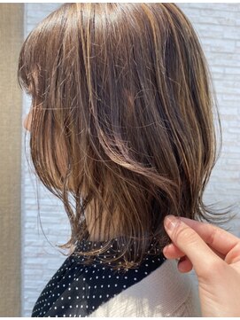 シャイ グラングーラボ(SHY gran-gue L’ab) 極細ハイライト×ハニーベージュ