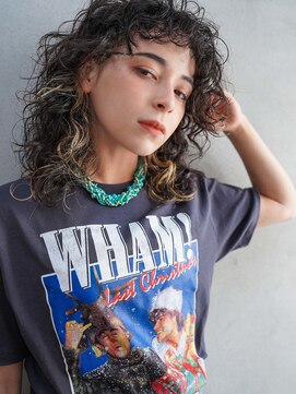 カンナ(Canna) ハードパーマ/フェザーバング/インナーカラー/髪質改善/20代30代