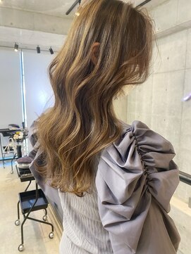 ウェイズ トウキョウ(Ways TOKYO) "艶と透明感のある【魔法のプラチナ】ヘア★"やわらかベージュ