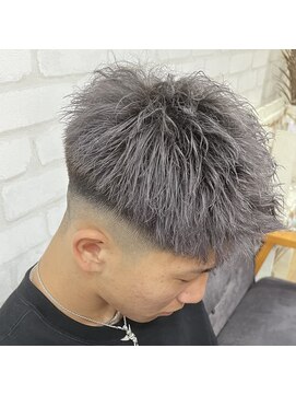 ココテラス(coco terrace) ジェットモヒカン/メンズカット/ダブルカラー/シルバーカラー