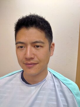 ヴェルデ シンバシ(VERDE SHINBASHI) 爽やかソフトモヒカン アップバング フェード  ビジネスショート