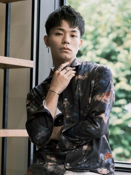 エムスラッシュ アヴェダ 自由が丘(M.SLASH AVEDA) アッシュブラック/コンマへア/刈り上げ/束感ショート/自由が丘