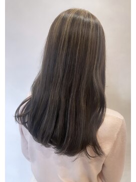 ポート 蕨(PORT) 大人可愛いハイライトカラー【 千田 理紗 】