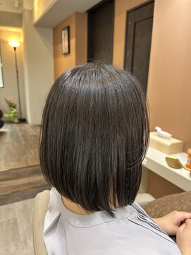 アオ 花咲町(a-o) 前下がりボブ♪ 《a-o 横浜　花咲町》