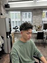 リファイン バイ アフィナー 本厚木店(Refine by Afinar) バチバチホワイトメッシュ×スキンフェード［KOUNOSUKE］