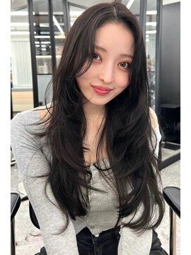 ランズ リアオオサカ(LANDS RiaOSAKA) レイヤーカット 【韓国ヘア 大阪 梅田】