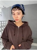 刈り上げショートボブウルフレイヤーブルーカラー黒髪顔回り韓国