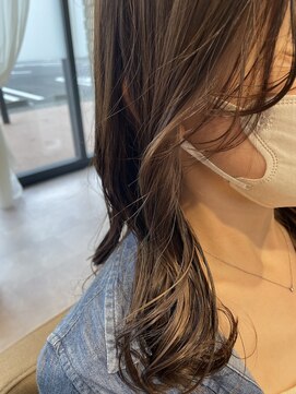 アムアム(amu_amu) 透明感抜群外国人風カラー★カット＋イルミナカラー＋うる艶TR