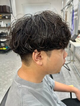フゥ 宇都宮(FeU) 波巻きパーマメンズパーマメンズヘアツーブロックツイストパーマ