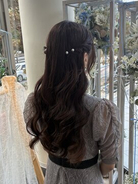ヘアセット専門サロン by OKINAWA WATABE WEDDING 那覇店 ハーフアップ