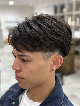 「金沢メンズ」大人のフェザーショート