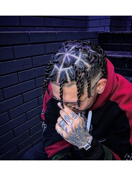 ノーム 横浜(NORM) タイトロープ