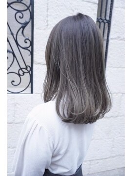 ティンク センター南 (Tink) ダークグレー×ハイライト