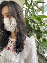 キャラ 池袋本店(CHARA)&nbsp;オンナ度アップ！ふんわりウェーブのセミロングヘア♪【パーマ】