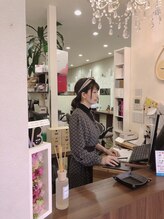 エムツーヘアー&nbsp;賀本 真由