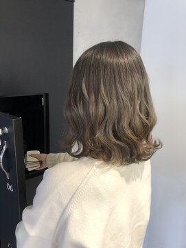 ファンスバイケー 志木(Fans by K) 【ブリーチ1回】ナチュラルオリーブベージュ