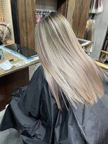 ラフ(LAFF)&nbsp;#バレイヤージュ#グレージュカラー#ボブウルフ#ココアベージュ