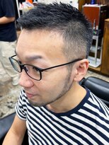 ヘアーコレクション グロース(HAIR COLLECTION Growth)&nbsp;10代20代30代メンズフェードカットパーマ短髪ワイルド黒髪