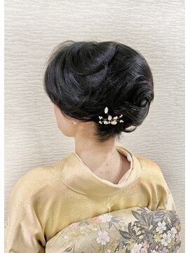 マーリー(marlee) 夜会巻き