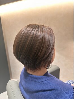 ララルーモ 渋谷公園通り店(LaLarOomo)の写真/【白髪予防×髪質改善】繰り返すほど効果が出る、艶・潤いすべてが最上級のエイジングケア型グレイカラー◎