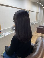 インビテーション(invitation) ダークグレージュカラーで 色落ち後も綺麗なカラー