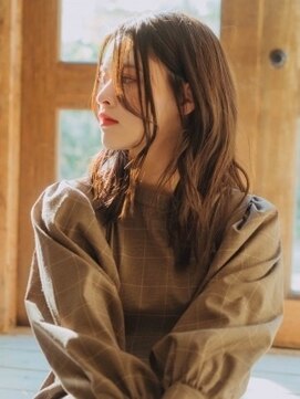 ヘアアンドリラクゼーション シャッセ(Hair&Relaxation SASE) ミディアムレイヤー