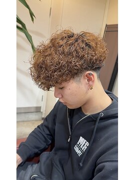 ハイパー(HYPER) 海外風ブラウンスペインカール【メンズ/パーマ】