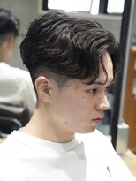 メッツ 原宿(METS) MEN'S/毛流れサイドパート×テーパーフェード/ビジネスヘア